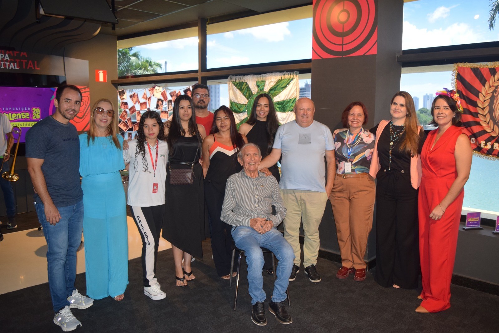 Exposição "Carnavalense: Tradição e Resistência” é aberta com homenagens em Campina Grande