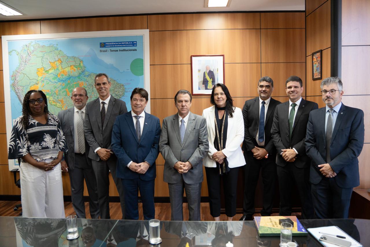 Presidente da FIEPB articula reunião com ministro do Trabalho para discutir pautas da construção civil