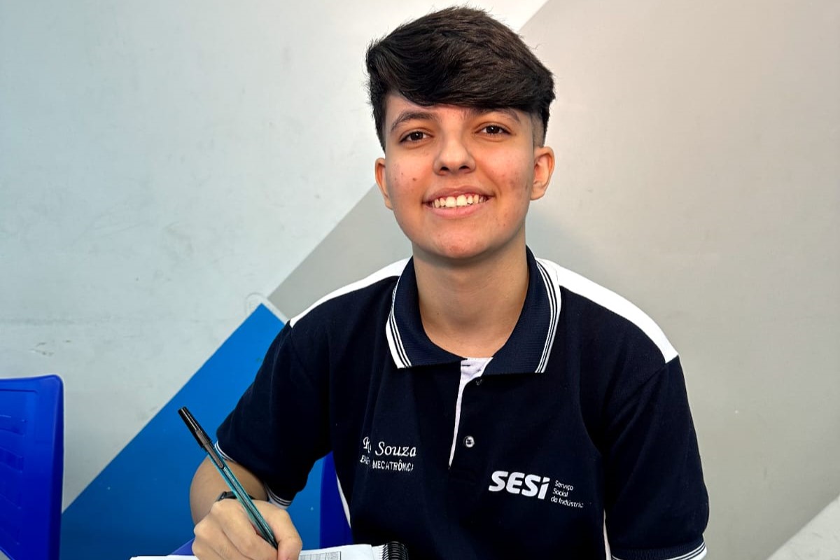 Aluna da Escola SESI é a única medalhista da Paraíba em olimpíada nacional de redação da FGV